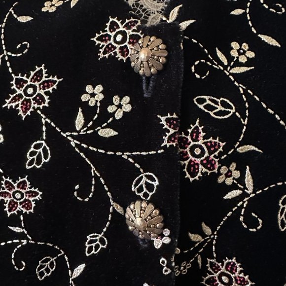 Vintage Sears Women's Another Thyme Black Gold Embroidered Velvet Sheer Sleeve. - Picture 3 of 10